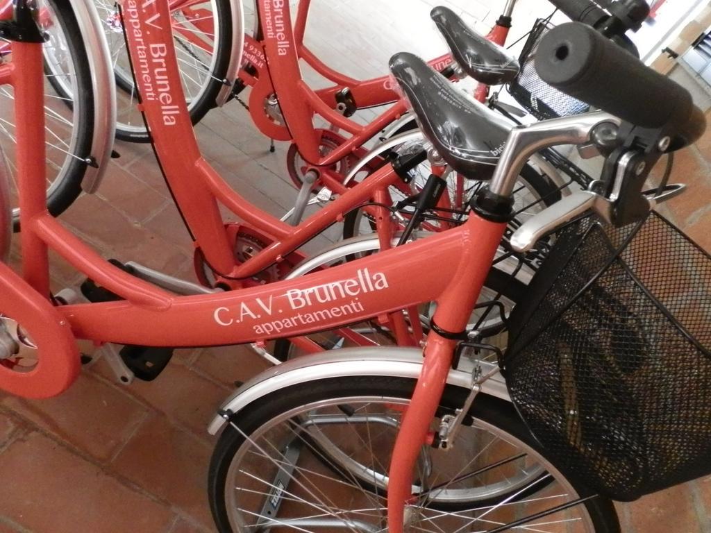 Cav Brunella Castiglione della Pescaia Esterno foto
